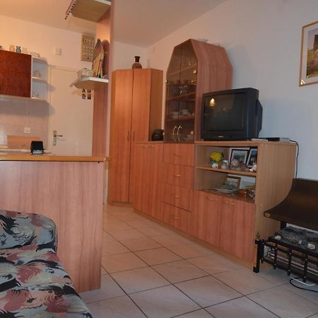 Appartement Maja à Kornić Extérieur photo