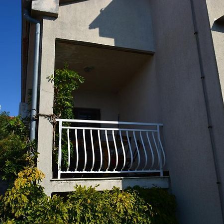 Appartement Maja à Kornić Extérieur photo